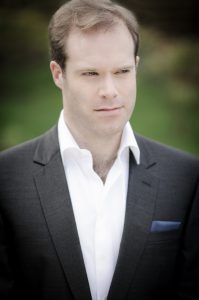 Hire bass-baritone Thomas