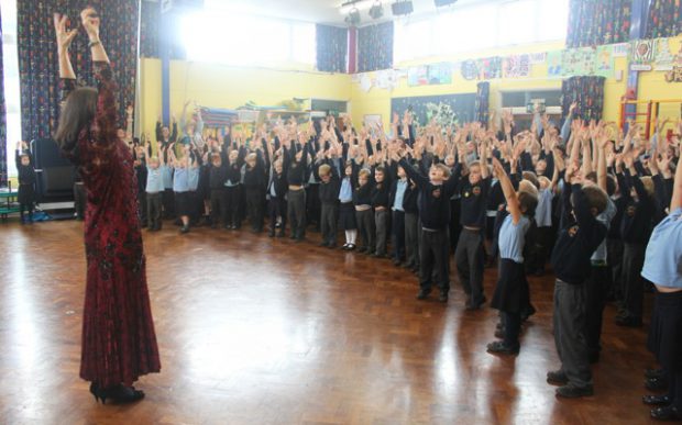 OperasCool Hartley Voices Educational School Music Programme